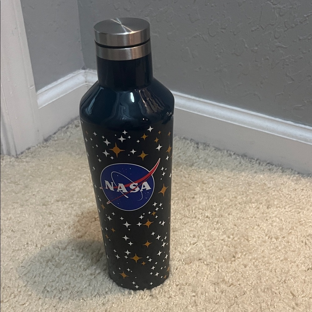 Corkcicle Navy and Gold Star Bottle